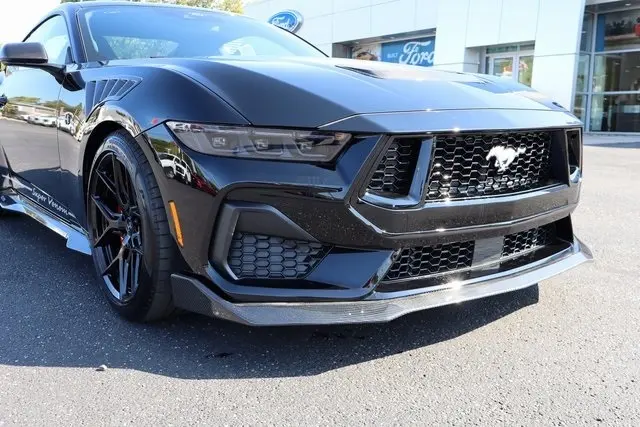 2025 Ford Mustang GT Premium photo 18