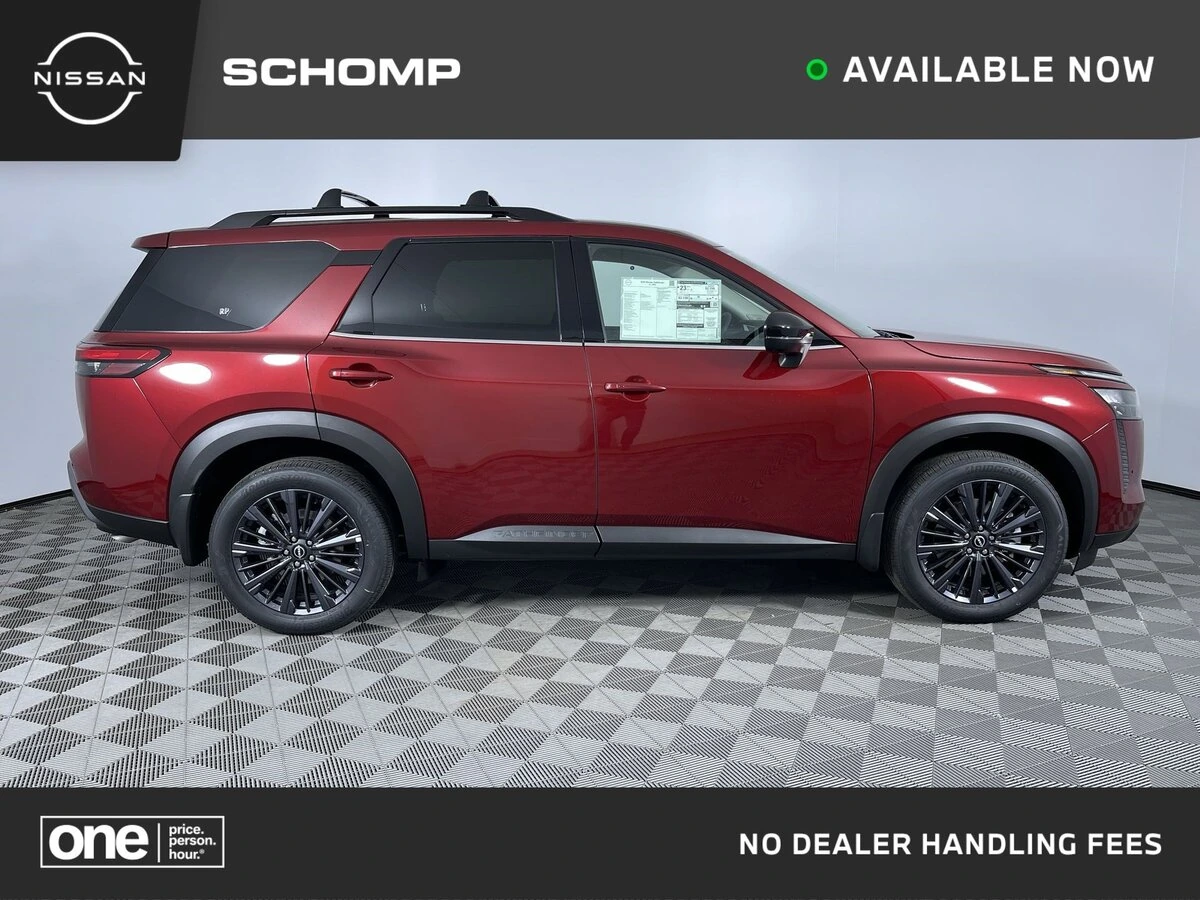 2026 Nissan Pathfinder SL 4WD's photo