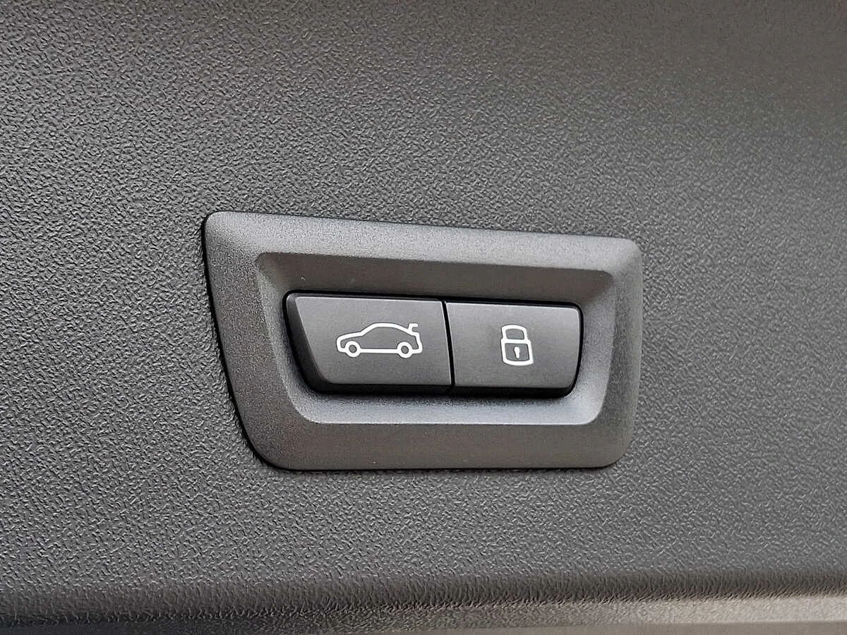 2026 BMW X3 30 - Photo 27