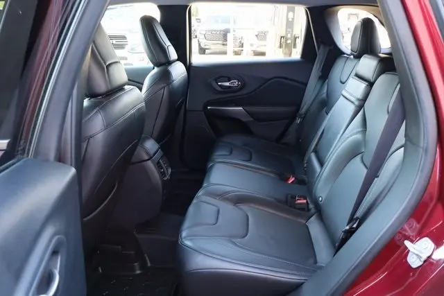 2019 Jeep Cherokee Limited photo 40