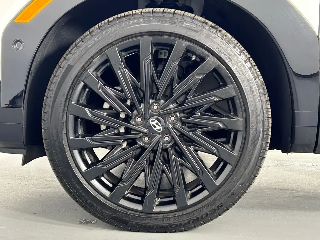 2025 Hyundai Santa Fe Calligraphy photo 39