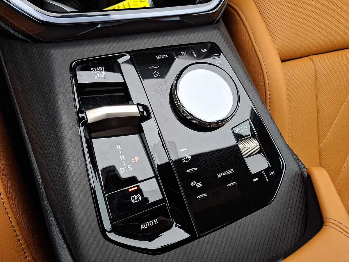 2025 BMW X3 30 - Photo 15