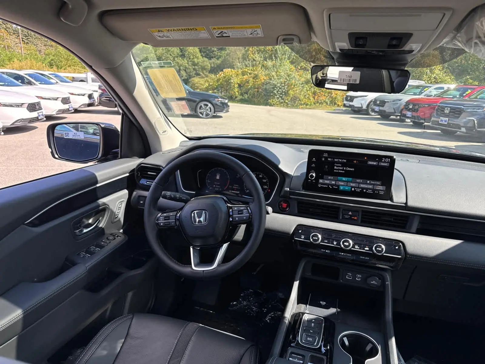 2025 Honda Pilot Touring photo 30