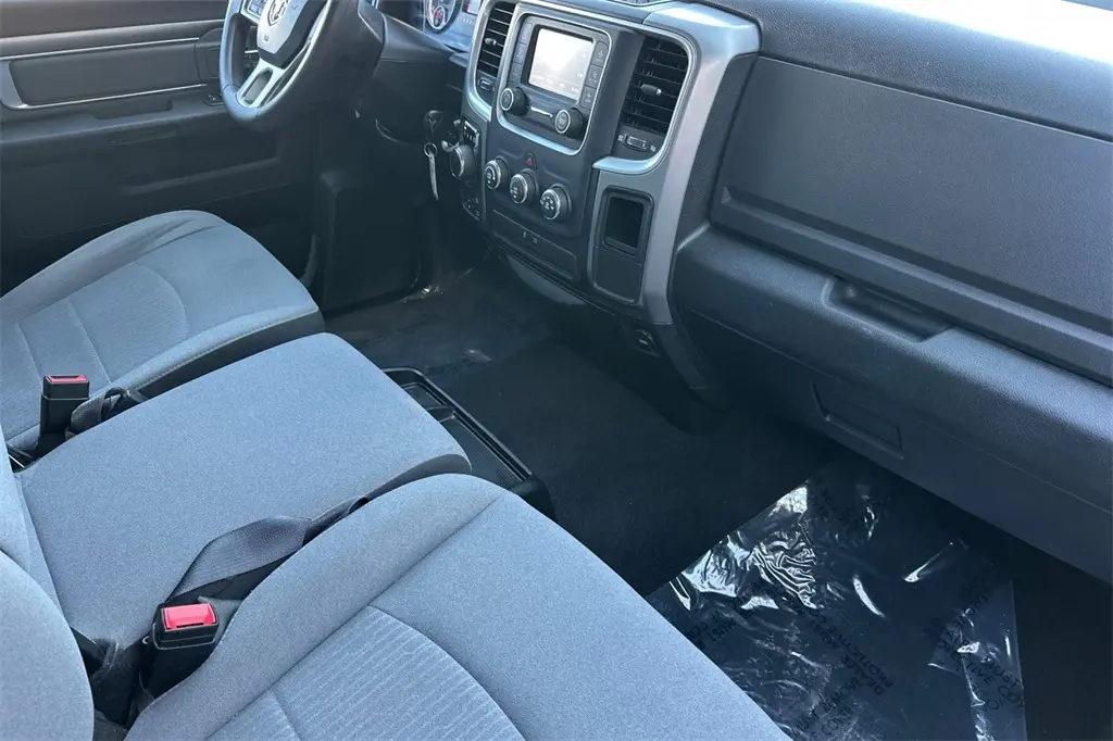2022 Ram 1500 Classic SLT photo 15