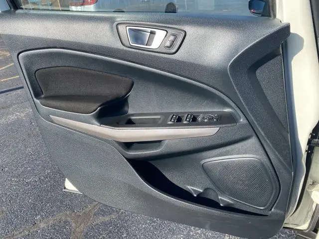 2019 Ford EcoSport SE photo 13