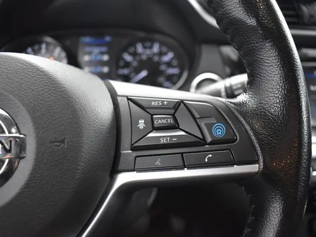 2022 Nissan Rogue Sport SV photo 16