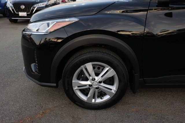 2025 Nissan KICKS PLAY Base - Photo 11