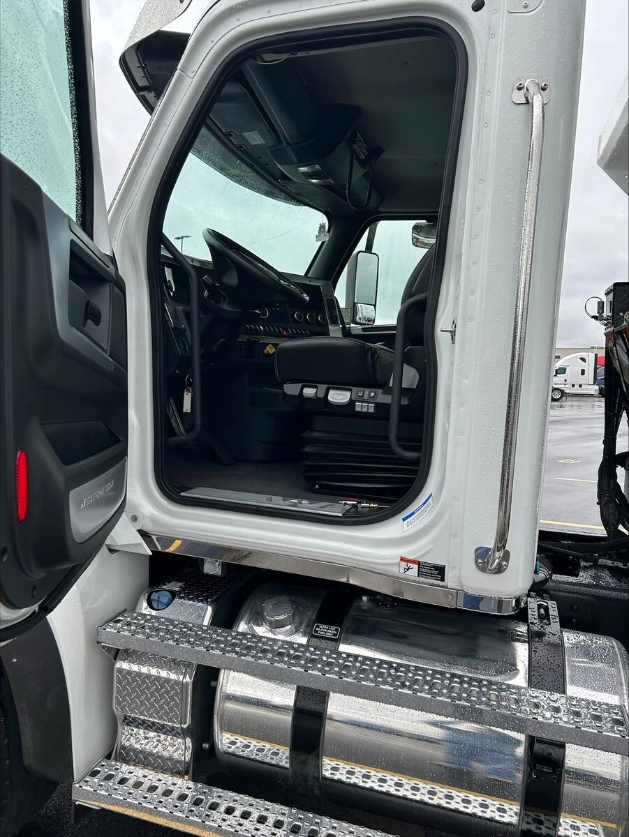 2026 Western Star 47X — photo 8