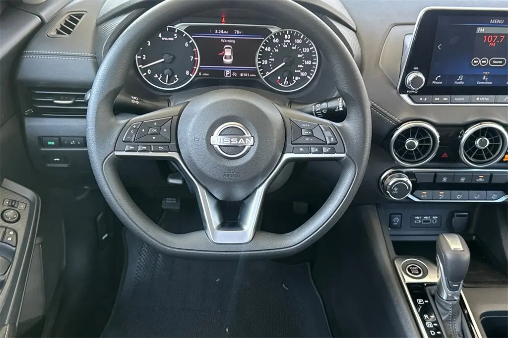 2025 Nissan Sentra SV photo 12