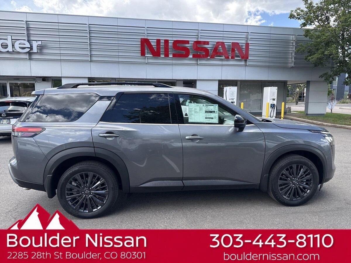 2026 Nissan Pathfinder SL - Photo 9