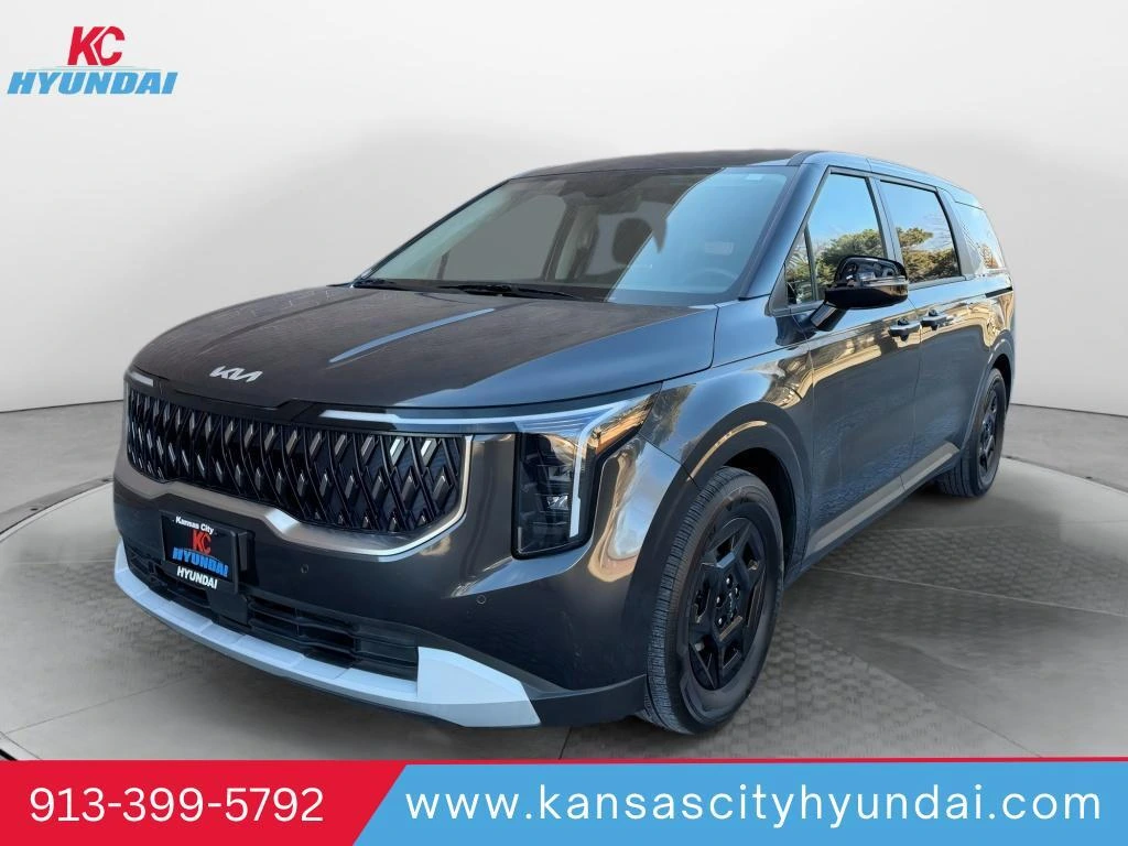 2025 Kia Carnival LX's photo