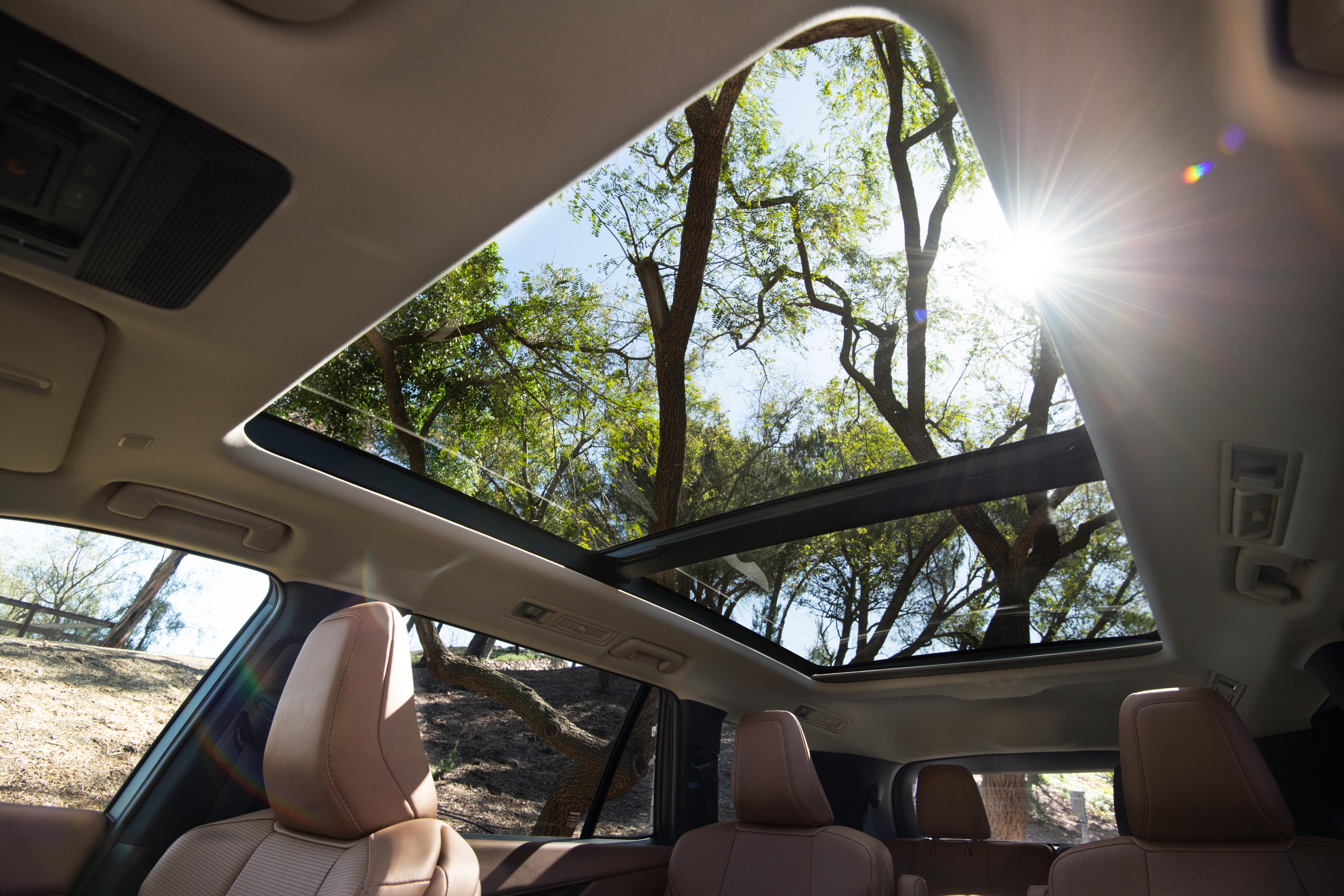 2027 Lexus TZ panoramic roof interior