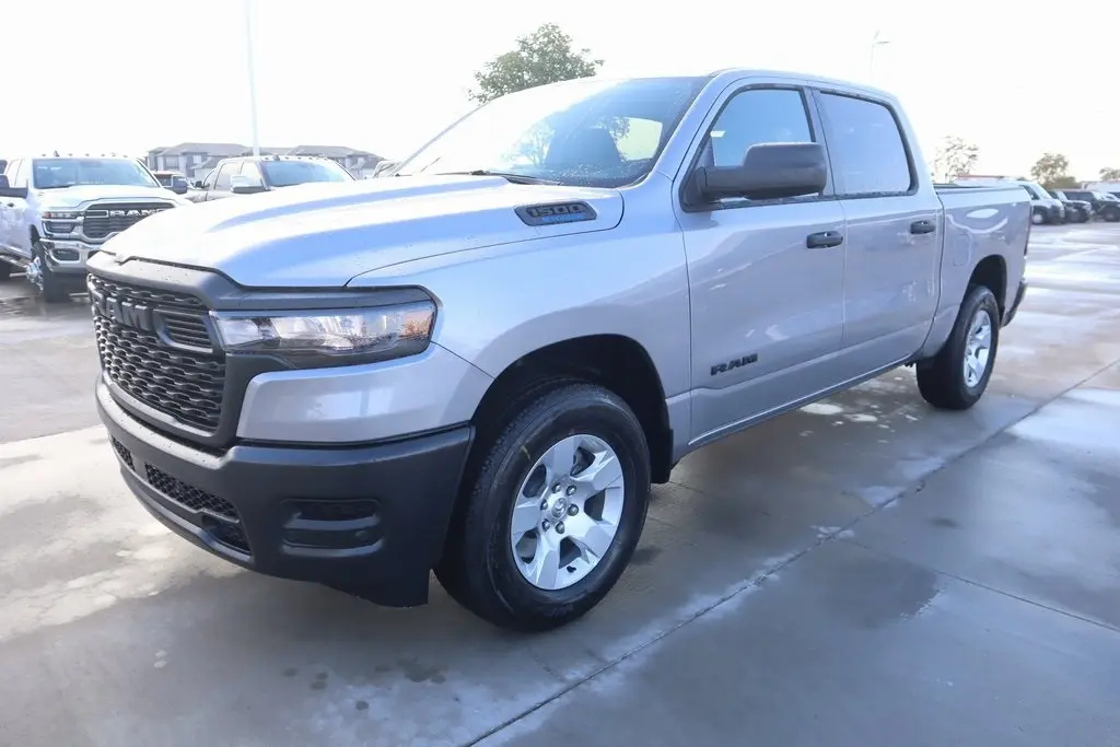 2025 Ram 1500 Tradesman photo 9