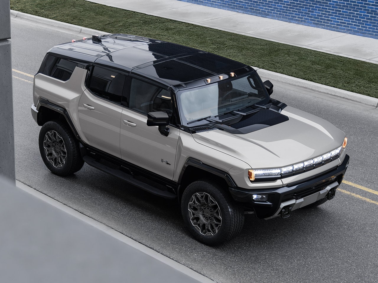 2026 GMC HUMMER EV SUV