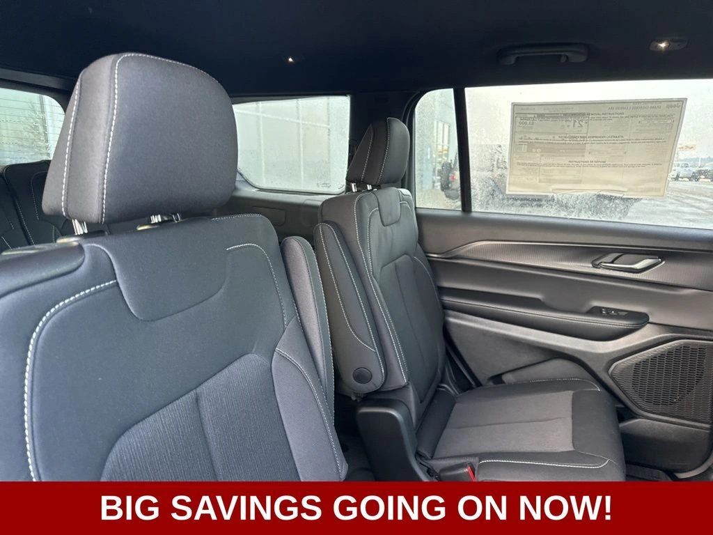 2025 Jeep Grand Cherokee L Laredo - Photo 47