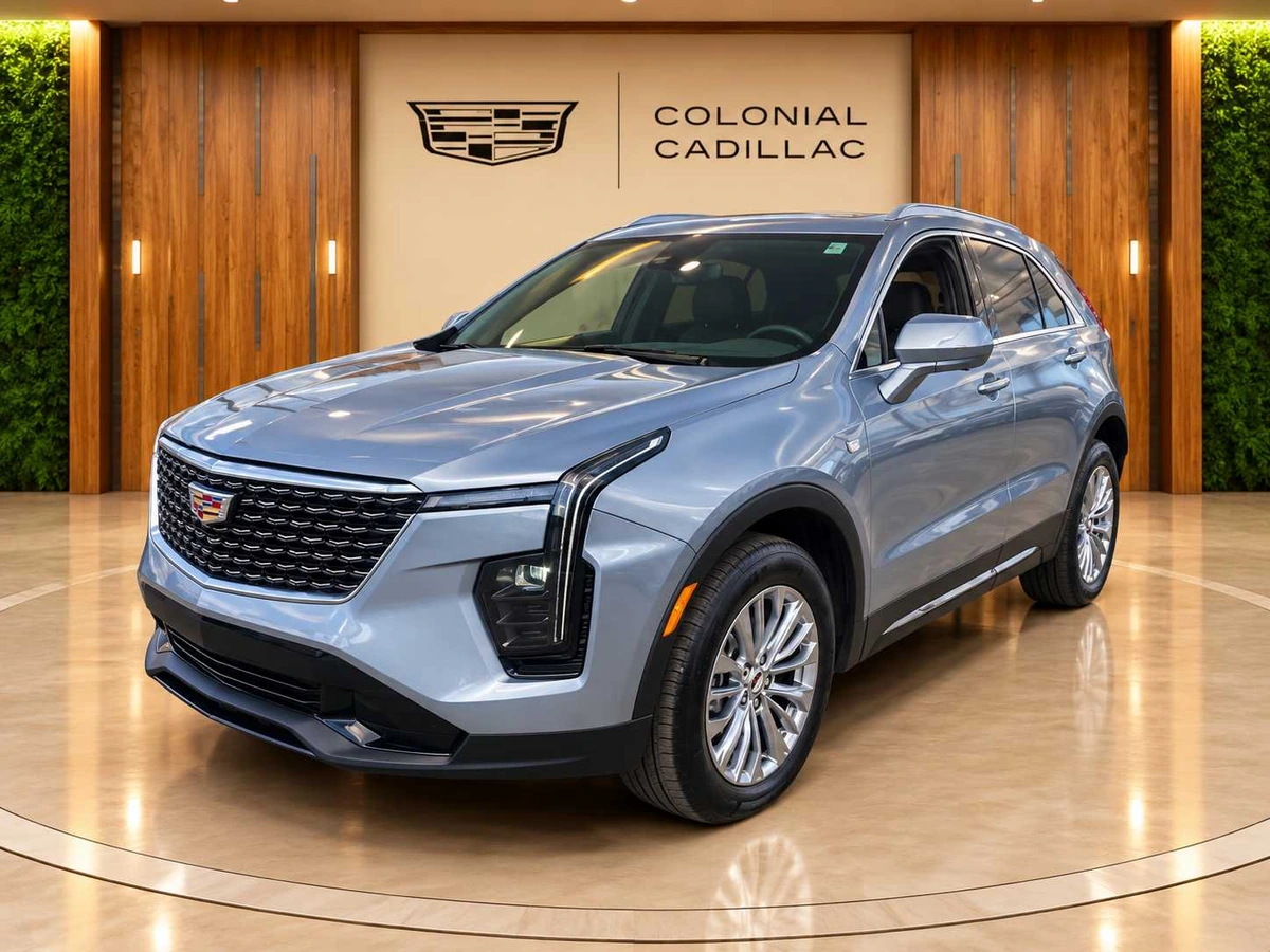 2025 Cadillac XT4 Premium Luxury