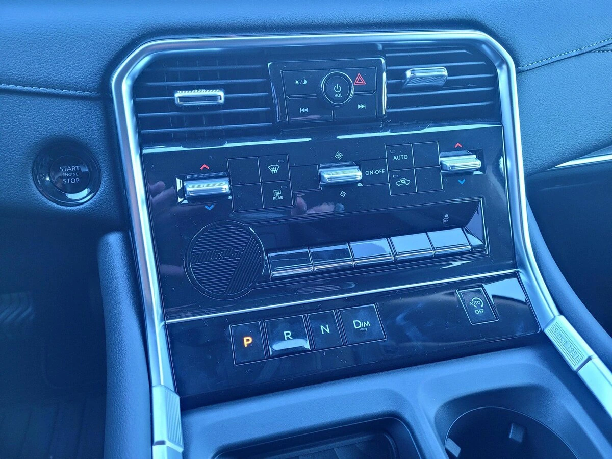 2026 Nissan Armada SV - Photo 19