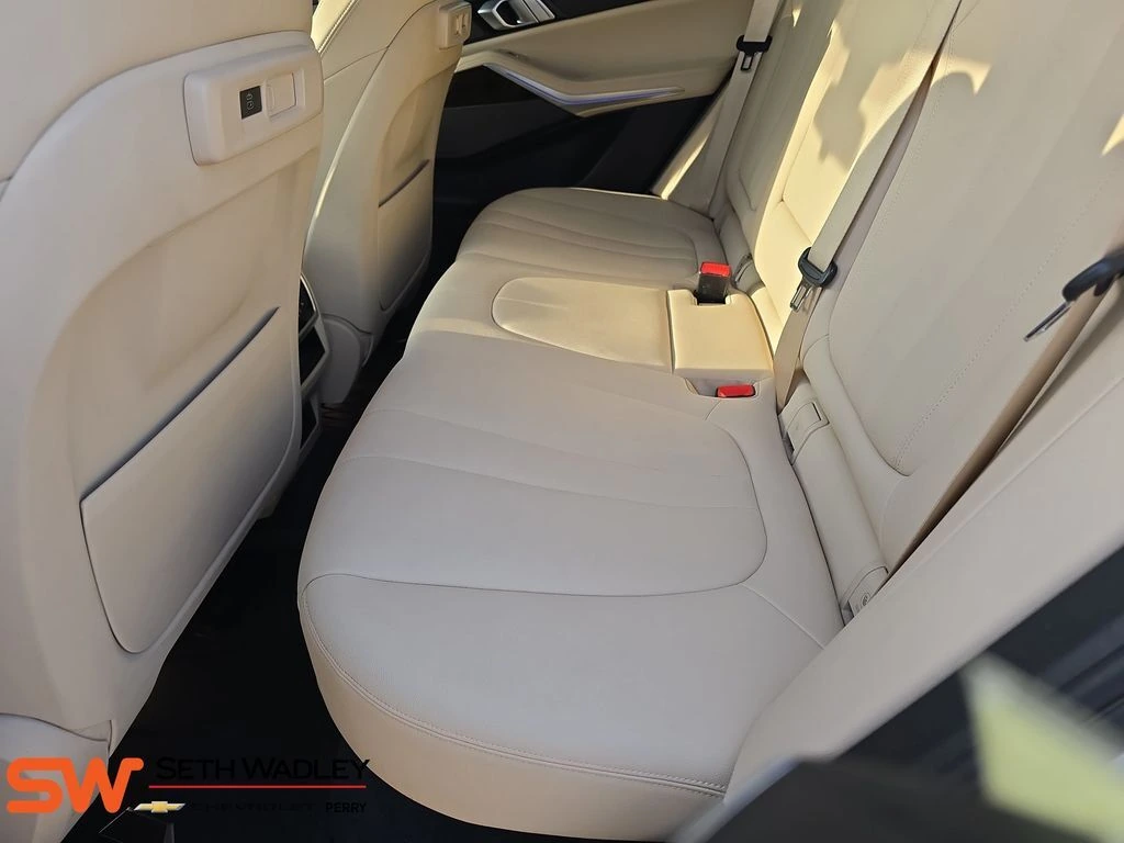 2020 BMW X5 40i - Photo 14
