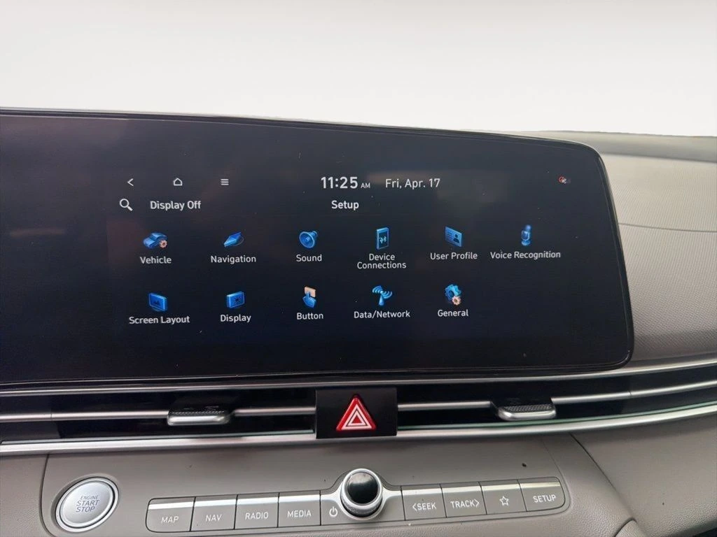 2025 Hyundai Elantra SEL - Photo 28