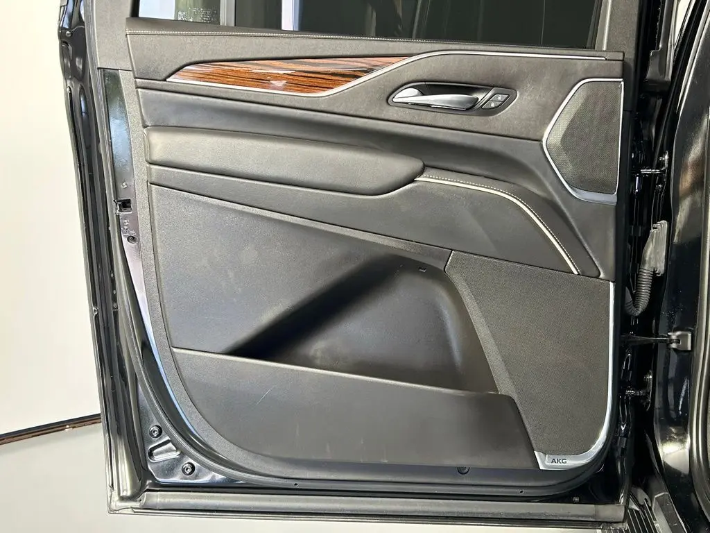 2022 Cadillac Escalade ESV Premium Luxury photo 14