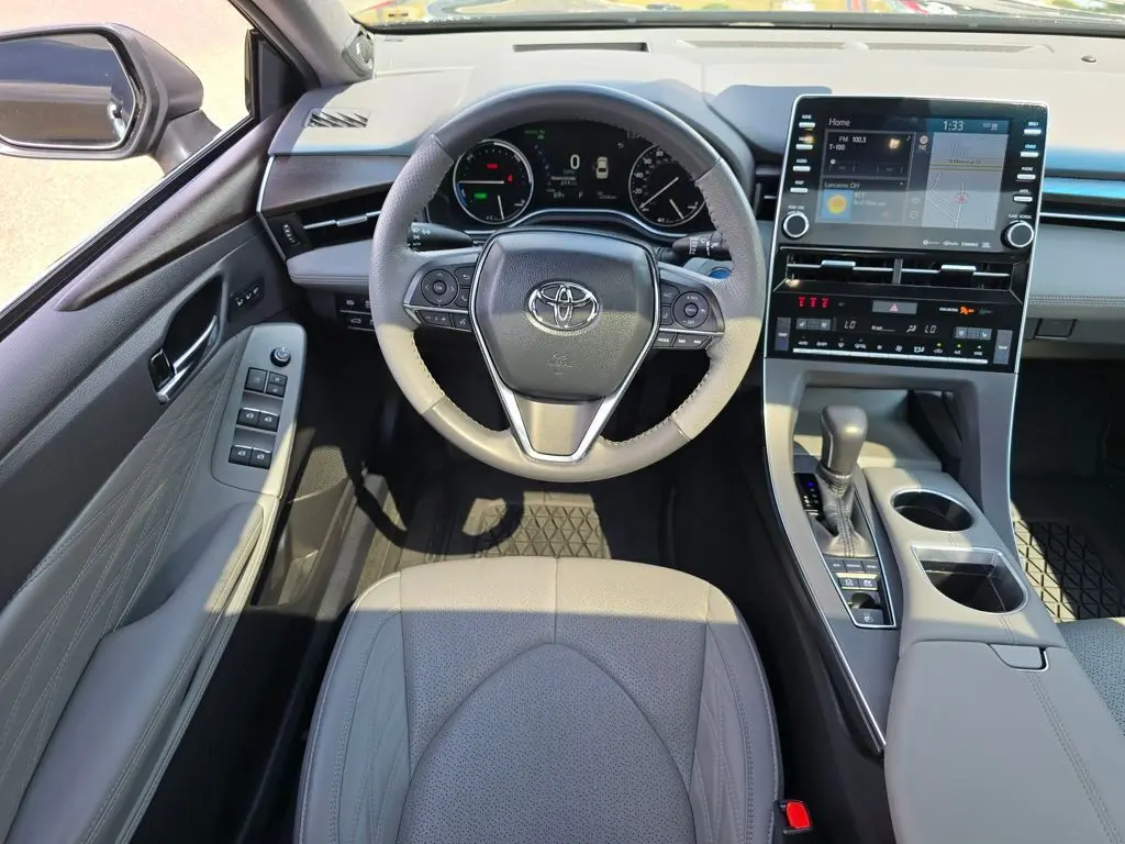 2021 Toyota Avalon Hybrid Limited photo 25
