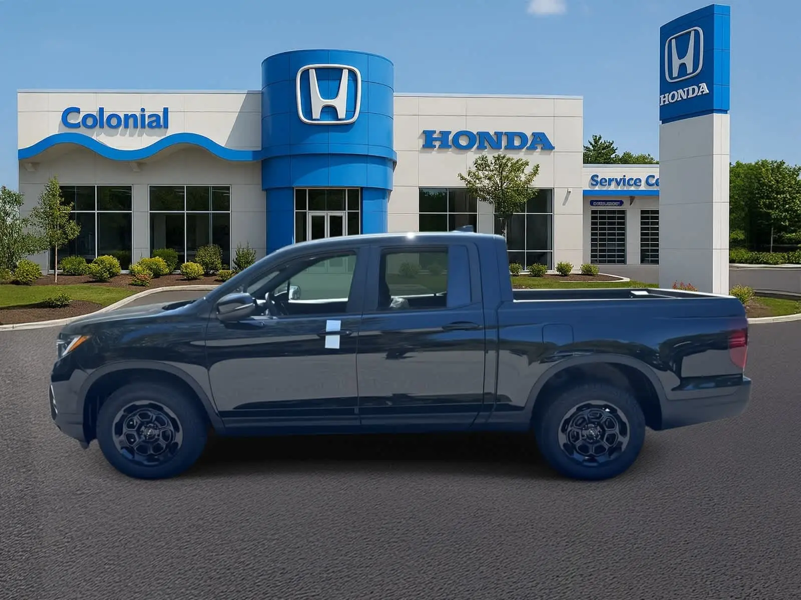 2025 Honda Ridgeline TrailSport photo 2