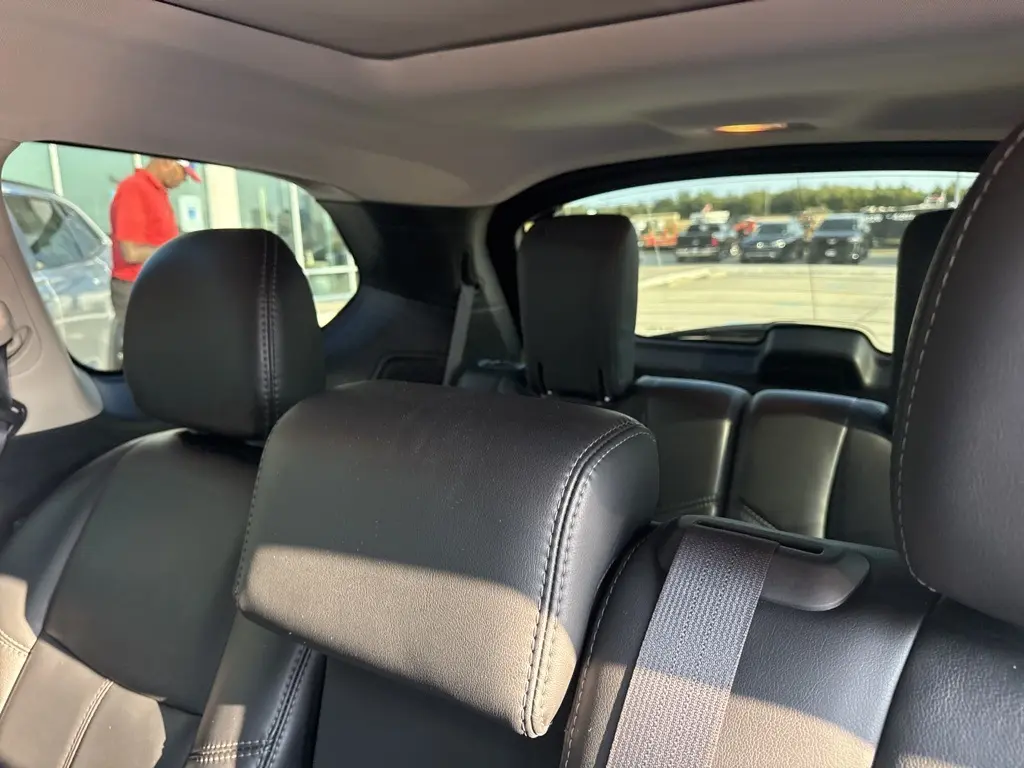 2016 Nissan Pathfinder SL photo 14