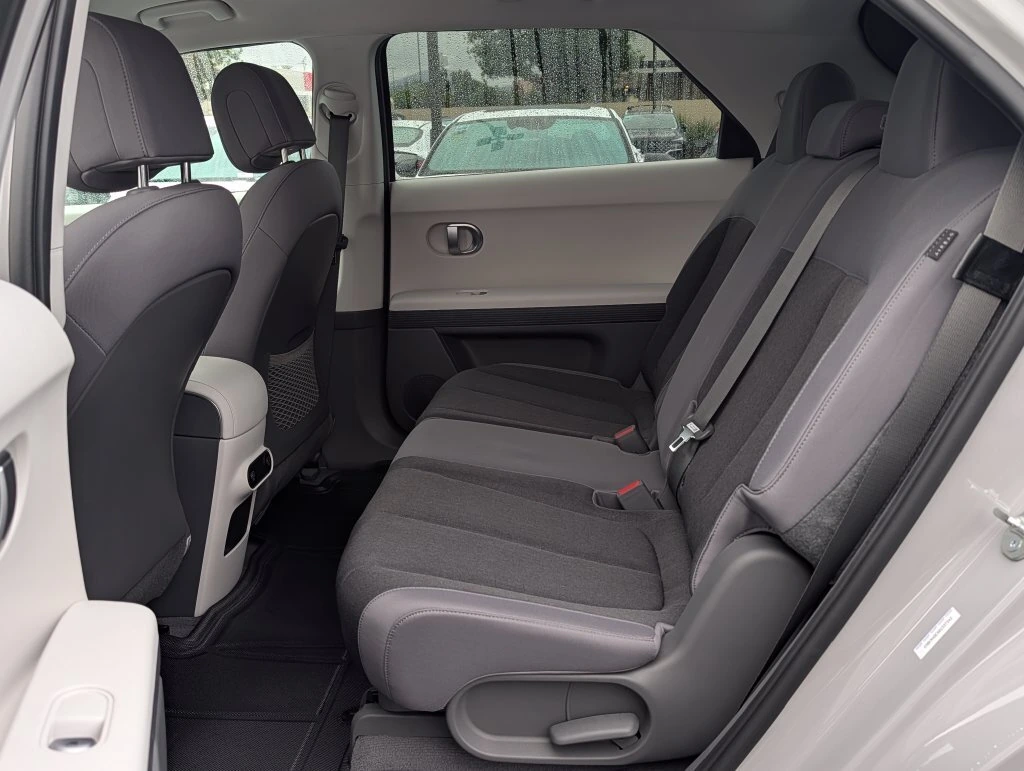 2024 Hyundai IONIQ 5 SEL - Photo 13