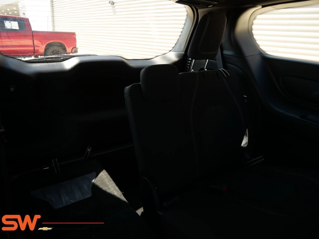 2023 Chrysler Pacifica Touring - Photo 14
