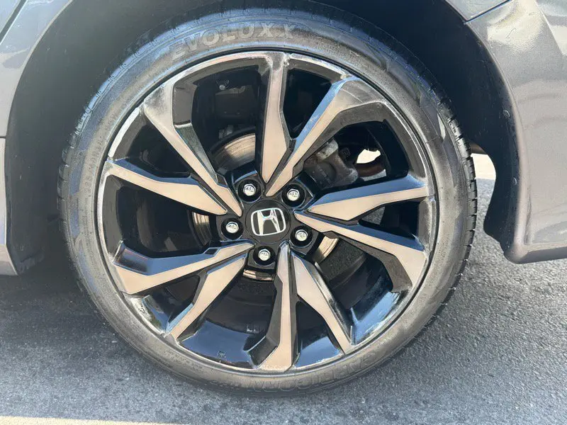 2019 Honda Civic Sport photo 23
