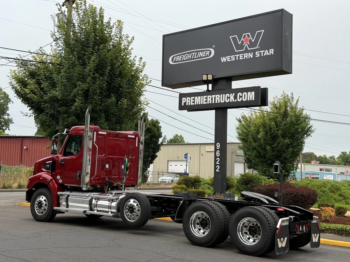 2027 Western Star 49X — photo 5