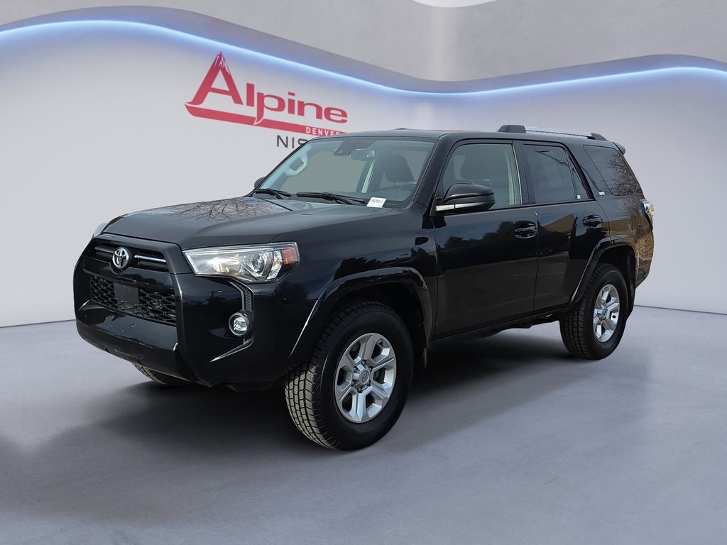 2024 Toyota 4Runner SR5 4WD