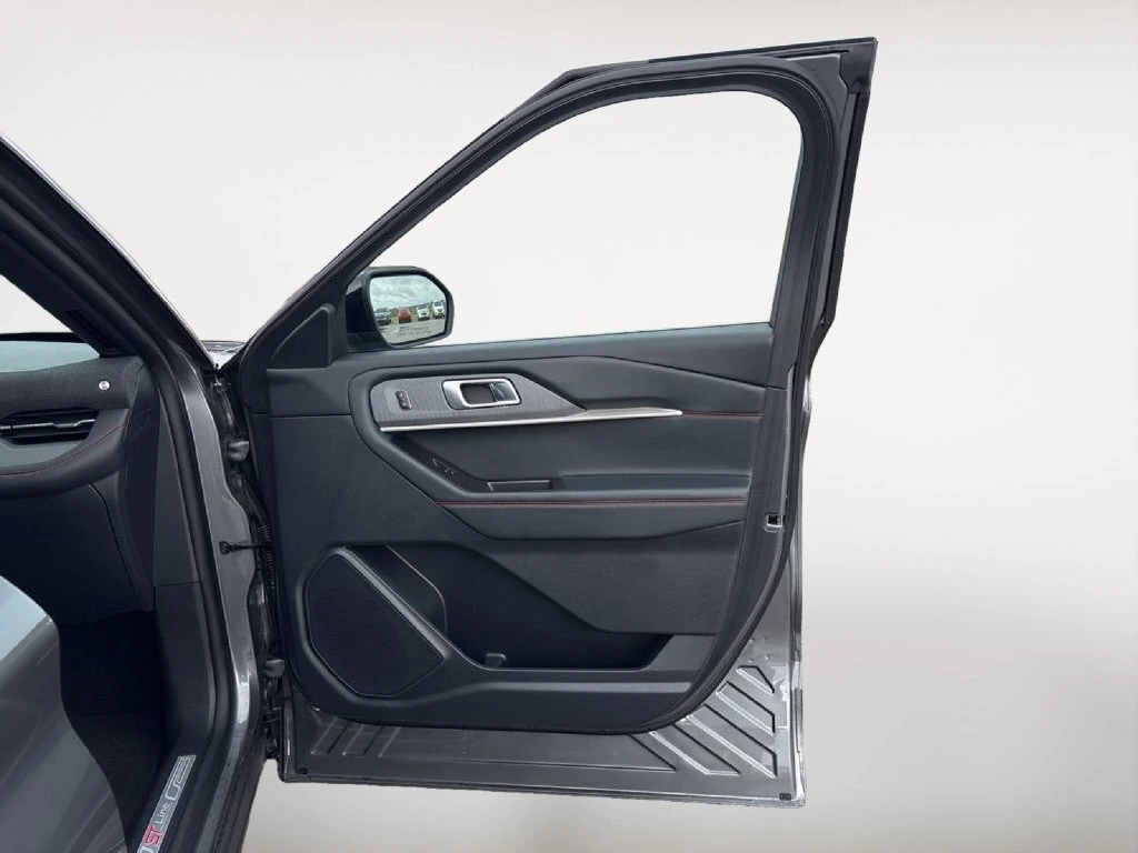 2025 Ford Explorer ST-LINE - Photo 25