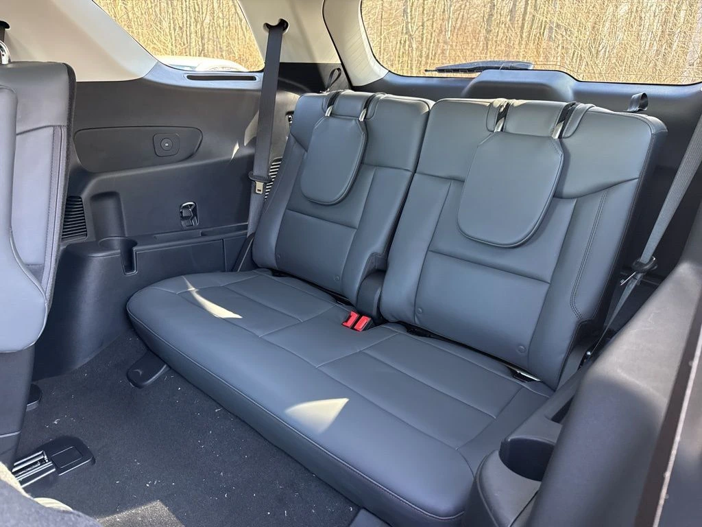 2026 Ford Explorer Active - Photo 33