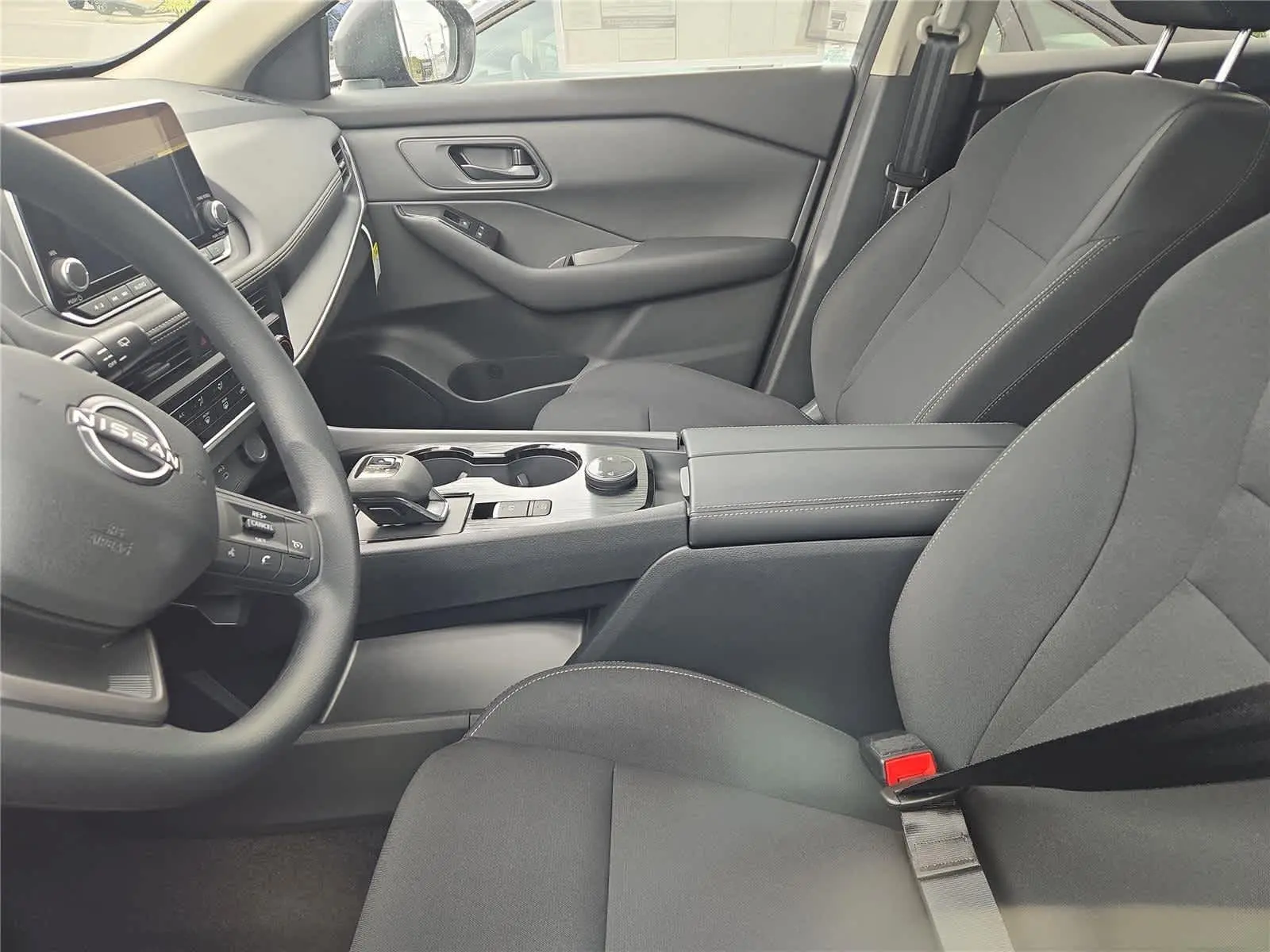 2026 Nissan Rogue S photo 6