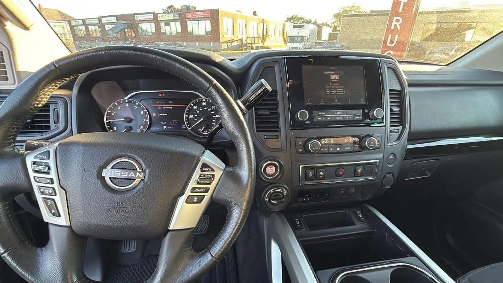 2024 Nissan Titan SV photo 13