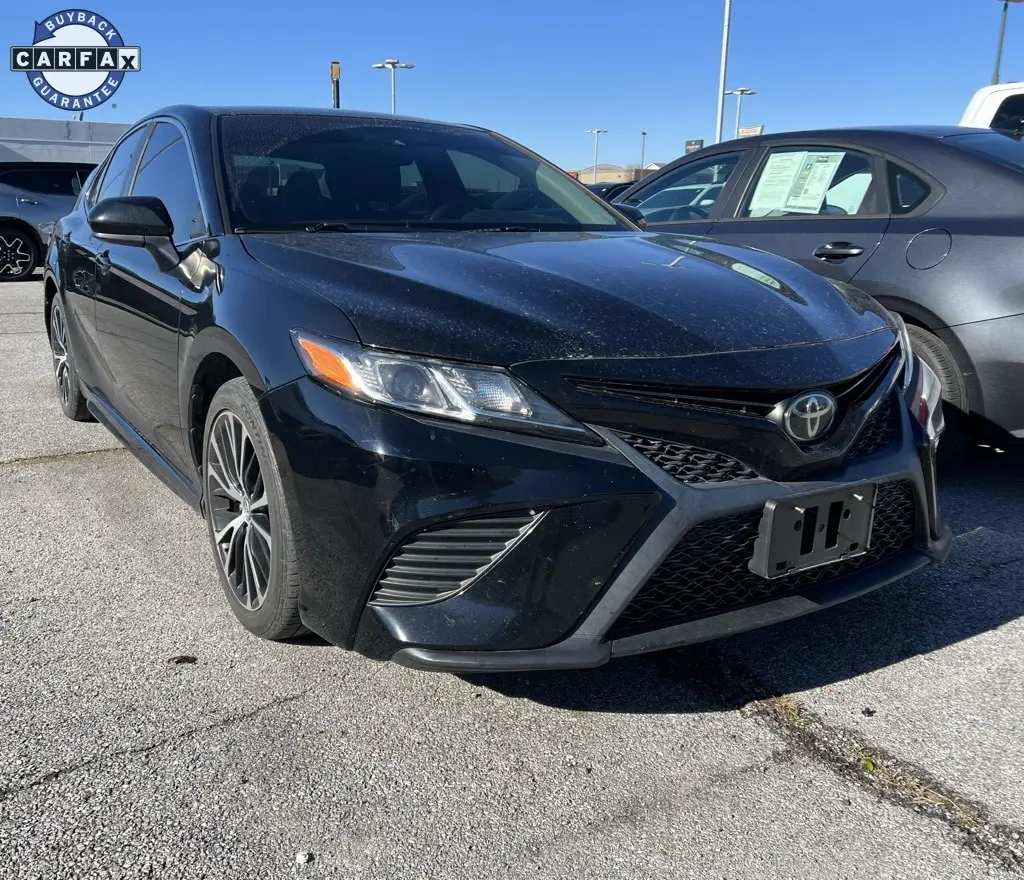 2019 Toyota Camry SE