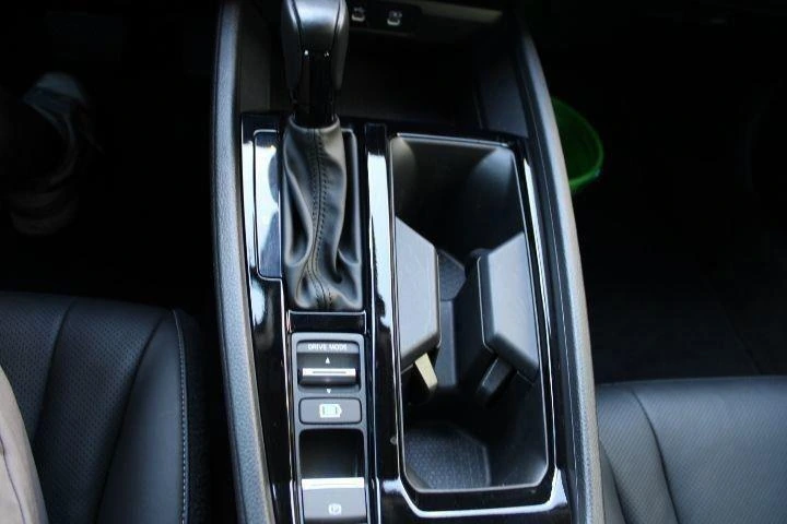 2023 Honda Accord Hybrid EX-L - Photo 28