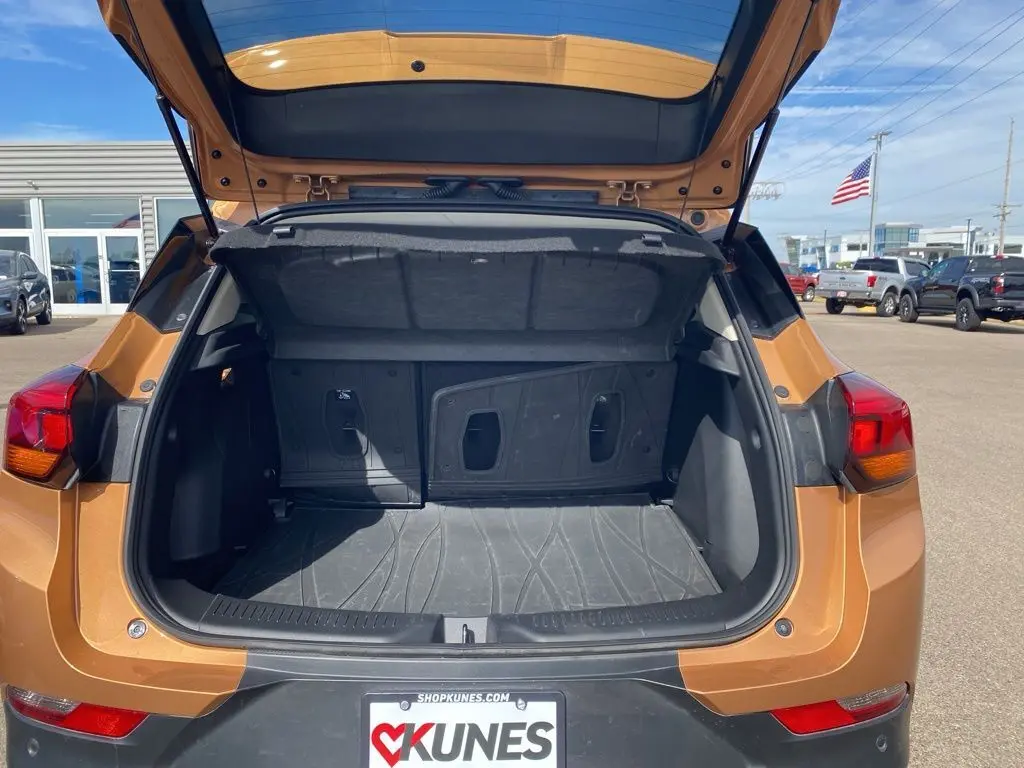 2025 Buick Encore GX Preferred photo 3