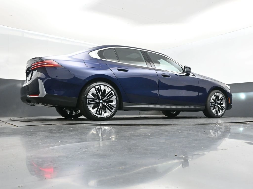 2026 BMW 5 Series 530i - Photo 42