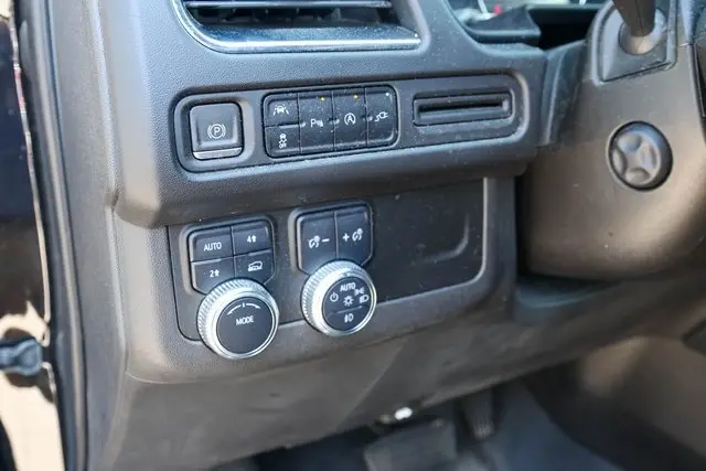 2021 Gmc Yukon XL SLT photo 13