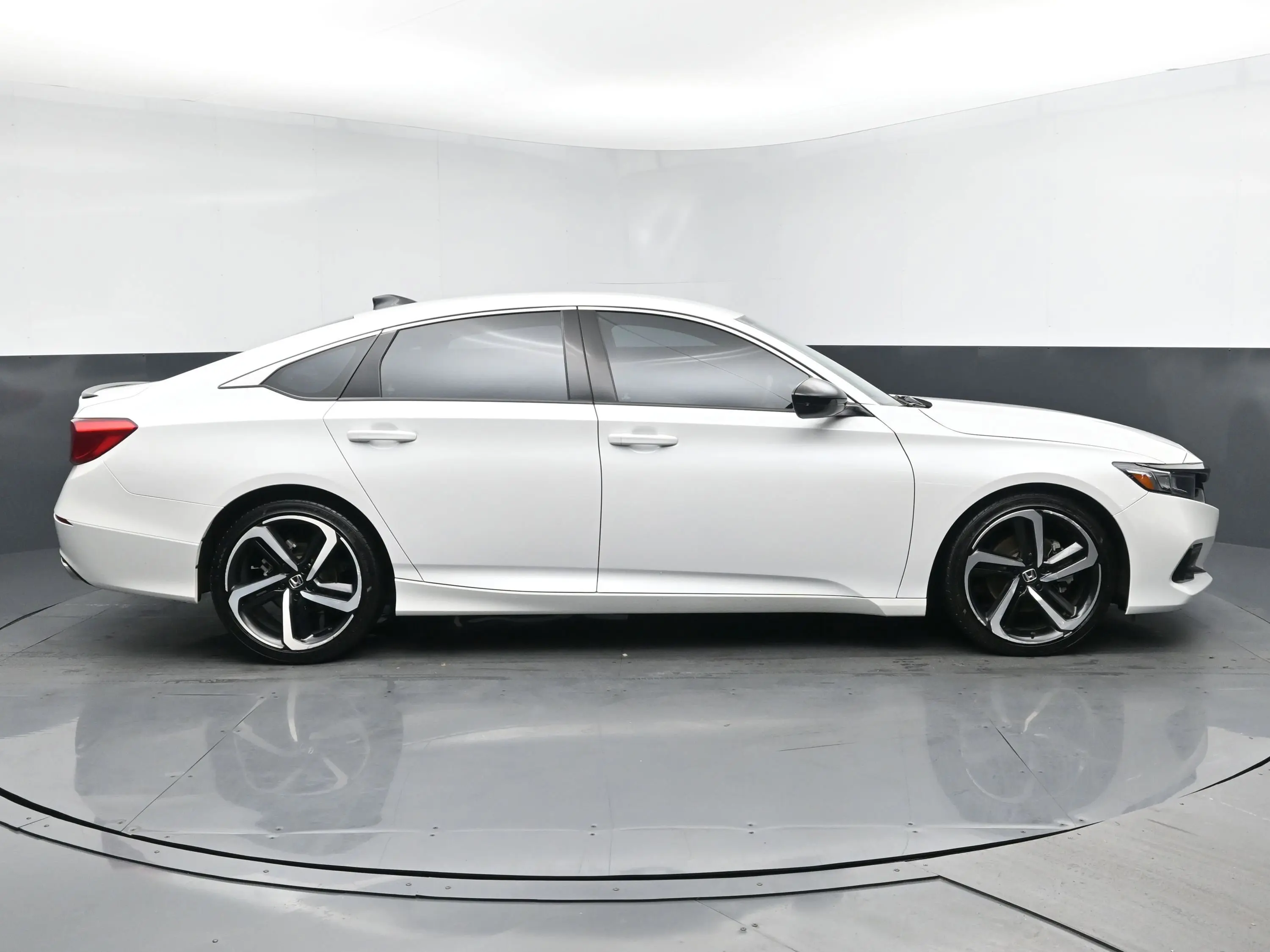 2022 Honda Accord Sport 1.5T photo 3