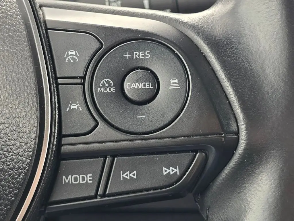 2024 Toyota Corolla SE photo 21