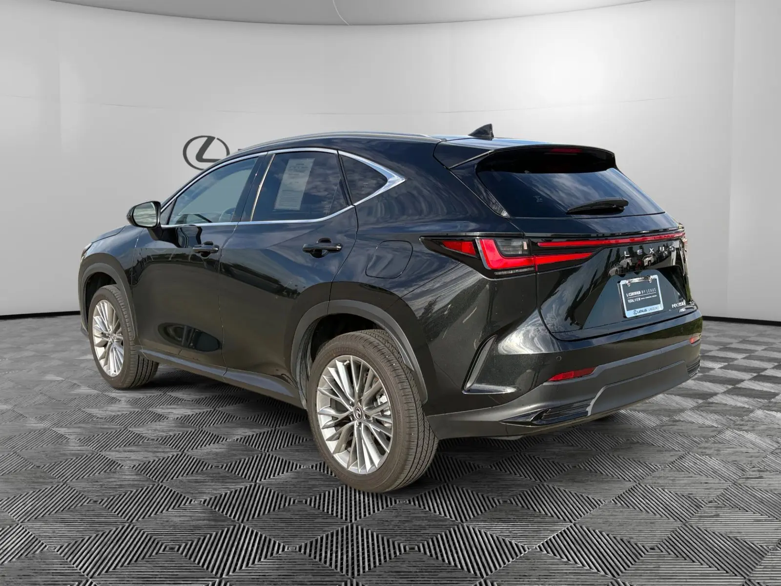 2022 Lexus NX 350 Premium AWD photo 3