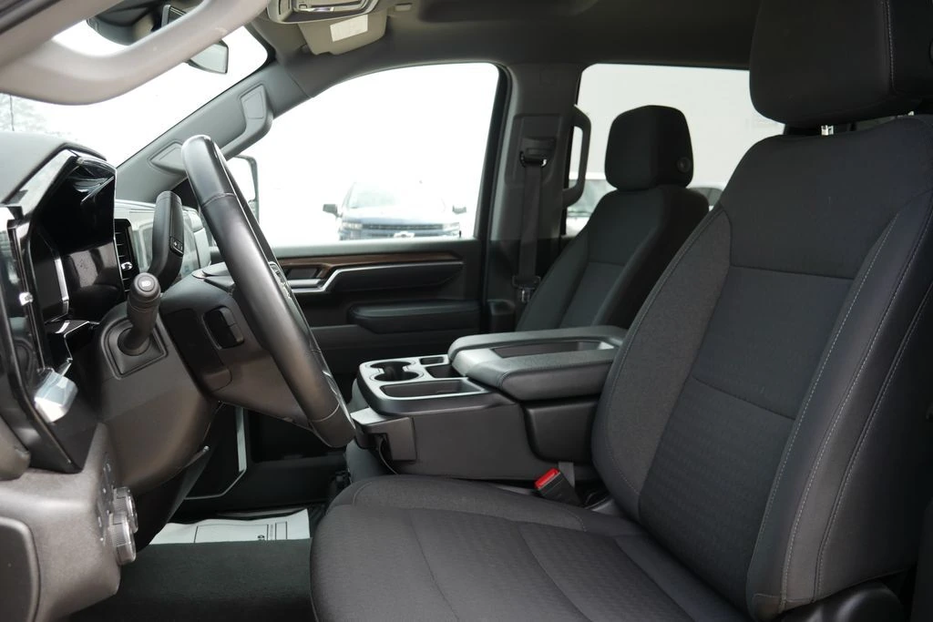 2025 Chevrolet Silverado 2500HD LT - Photo 10