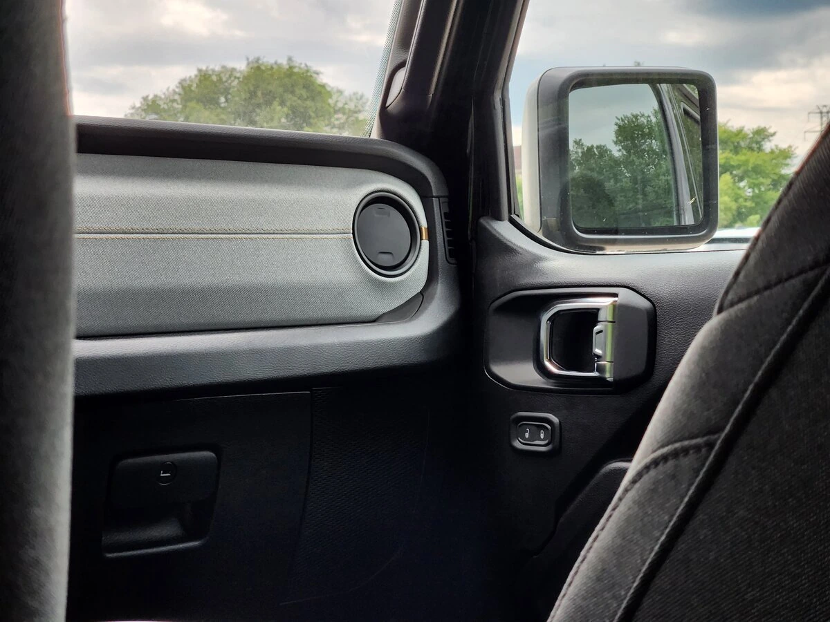 2025 Jeep Wrangler 4-Door Sport S - Photo 21