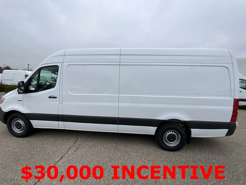 2024 Mercedes-Benz eSprinter Cargo Van Base's photo