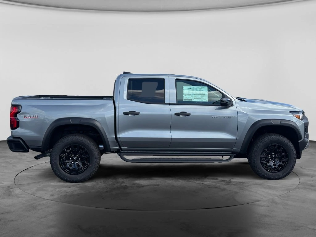 2026 Chevrolet Colorado Trail Boss - Photo 11