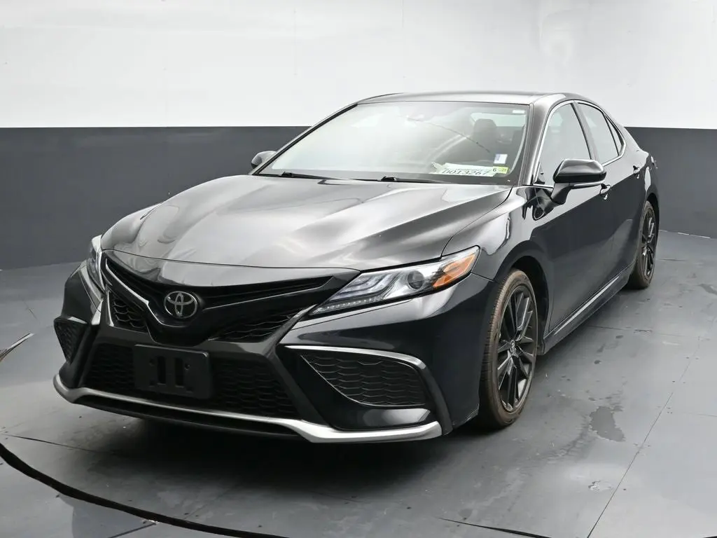 2023 Toyota Camry XSE photo 3