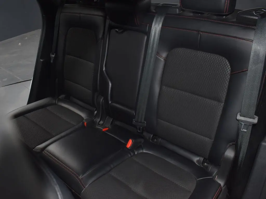 2023 Ford Escape ST-Line photo 23